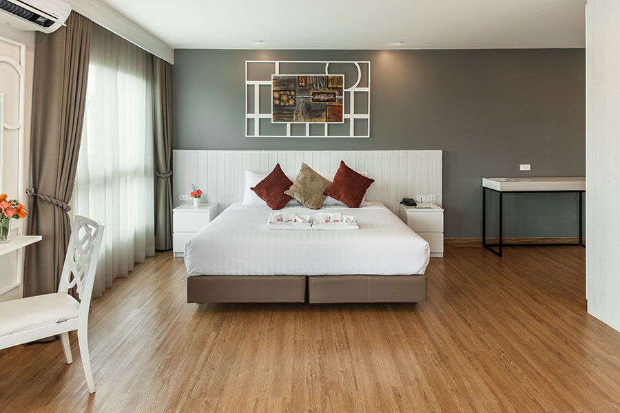 One-Bedroom Suite Bed